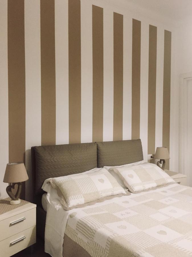 Affittacamere E Appartamenti - Rent Rooms And Apartments Le Camere Nel Corso - Adults Only Специя Экстерьер фото