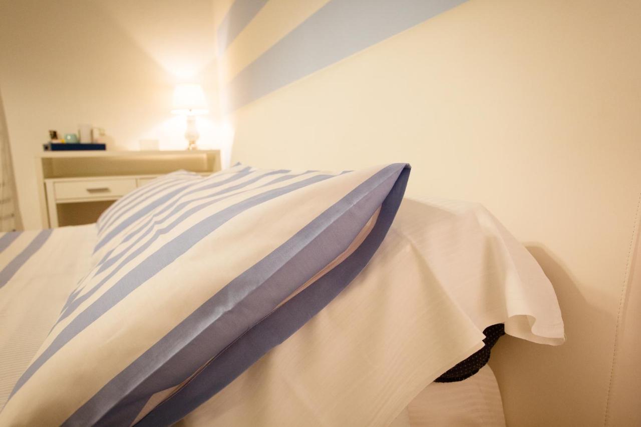 Affittacamere E Appartamenti - Rent Rooms And Apartments Le Camere Nel Corso - Adults Only Специя Экстерьер фото
