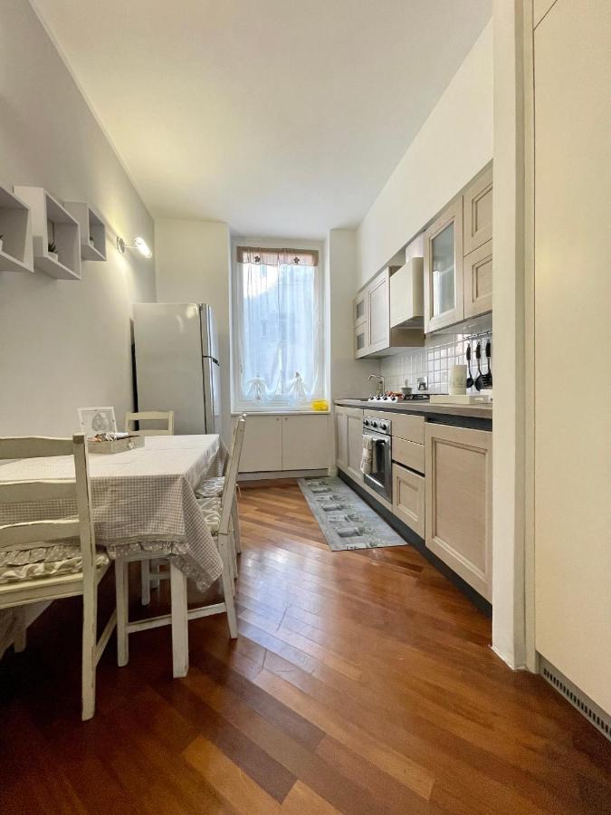 Affittacamere E Appartamenti - Rent Rooms And Apartments Le Camere Nel Corso - Adults Only Специя Экстерьер фото