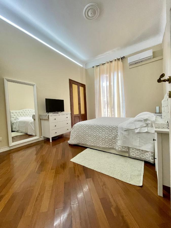 Affittacamere E Appartamenti - Rent Rooms And Apartments Le Camere Nel Corso - Adults Only Специя Экстерьер фото