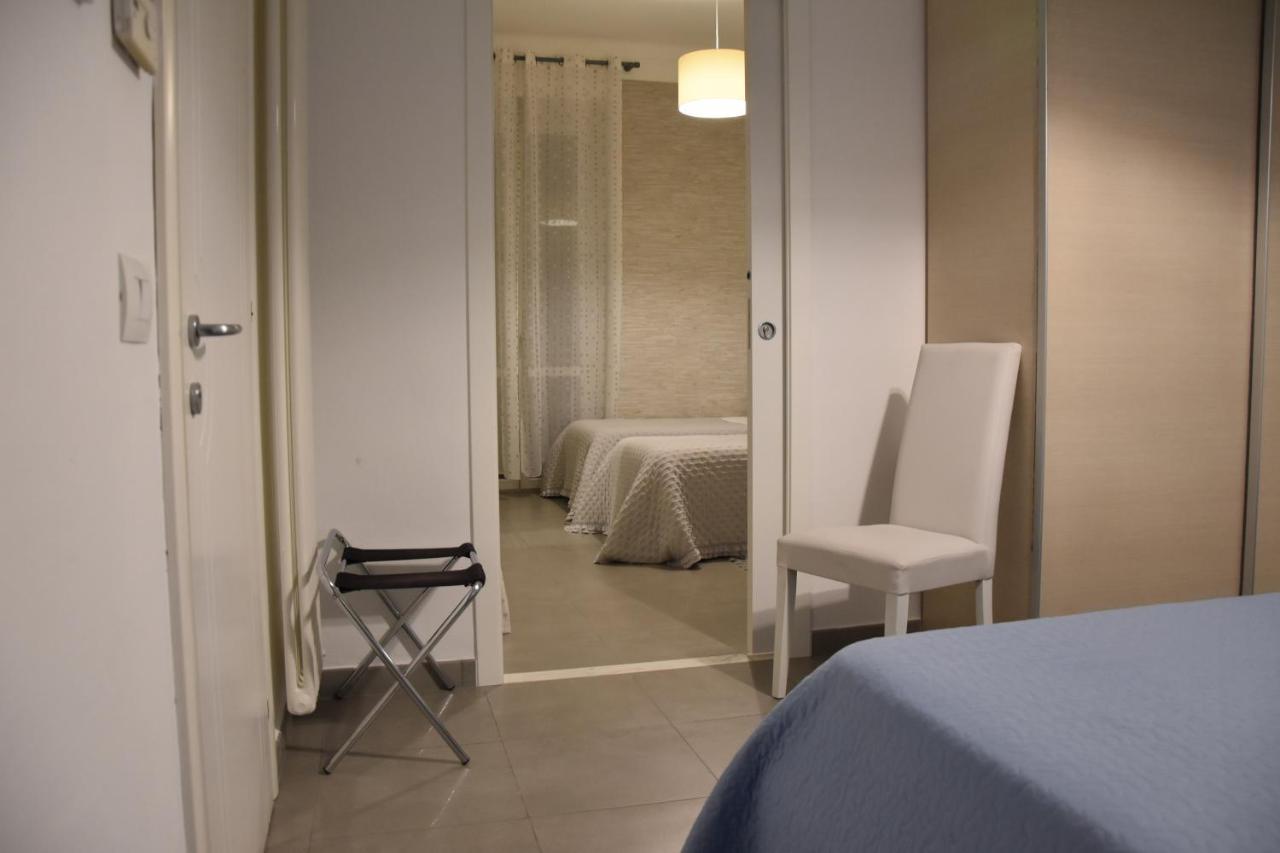 Affittacamere E Appartamenti - Rent Rooms And Apartments Le Camere Nel Corso - Adults Only Специя Экстерьер фото
